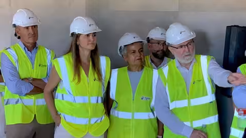 Aagesen visita a las obras de la base BRIF de Cuenca (Foto Miteco)