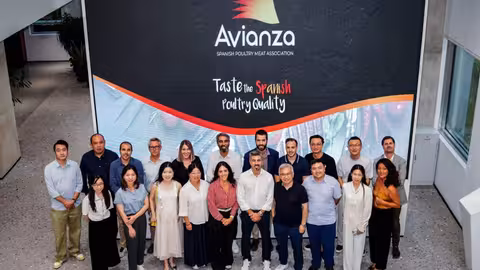 Visita en Shanghai a Kunshan Tianhuan wholesale con PMI Distribution (Foto Avianza)