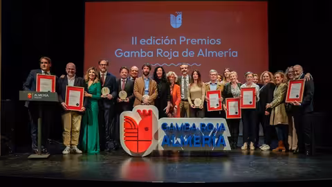 Galardonados con el Premio Gamba Roja (Foto Junta de Andaluc&iacute;a)