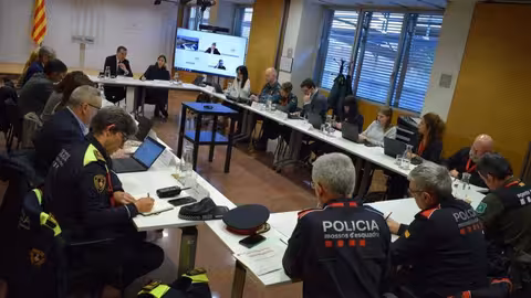 Momento de la reuni&oacute;n previa con los cuerpos de seguridad sobre el brote de peste porcina (Foto Generalitat de Catalu&ntilde;a)