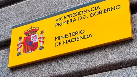 Cartel de la fachada del Ministerio de Hacienda (Foto Ministerio de Hacienda)