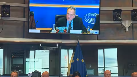 Participaci&oacute;n de Pozancos en una mesa redonda sobre el acuerdo UE-Marruecos organizada por Vox en el Parlamento Europeo (Foto Fepex)