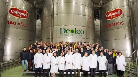 Fern&aacute;ndez-Pacheco visita la f&aacute;brica de Deoleo en C&oacute;rdoba (Foto Junta de Andaluc&iacute;a)