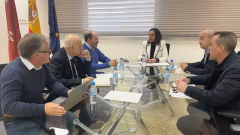 Rubira, con el presidente de la DOP Queso de Murcia, Adolfo Falag&aacute;n (Foto CARM)
