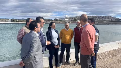 Rubira visita las nuevas instalaciones de eficiencia energ&eacute;tica de la comunidad de regantes de Ascoy, Ben&iacute;s y Carrasquilla (Foto CARM)