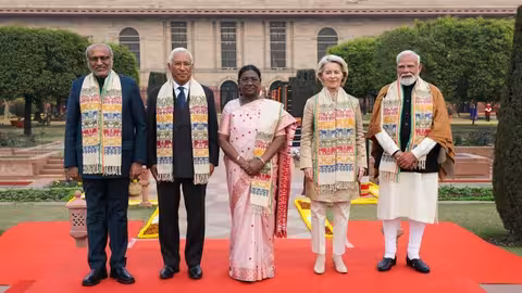 Chandrapuram Ponnusami Radhakrishnan, Ant&oacute;nio Costa, Droupadi Murmu, Ursula von der Leyen, Narendra Modi, de izquierda a derecha (EC Audiovisual Service
Cooperators Producer: CE - Service audiovisuel / Autor: Dati Bendo)