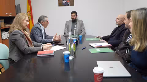 Reuni&oacute;n entre Vox Murcia y la Fundaci&oacute;n Ingenio (Foto Daniel Sabiote/Vox)