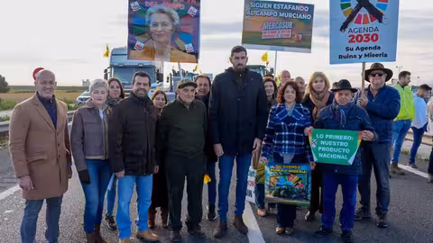 Representantes de Vox en la protesta de agricultores 'Sobran los motivos' (Foto Vox)