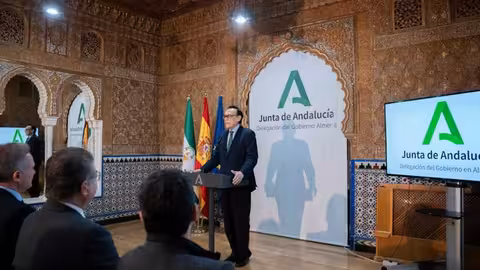 El consejero de Universidad, Jos&eacute; Carlos G&oacute;mez Villamandos, durante la rueda de prensa en la que ha anunciado la creaci&oacute;n de la Academia Andaluza de Agricultura (Foto Junta de Andaluc&iacute;a)
