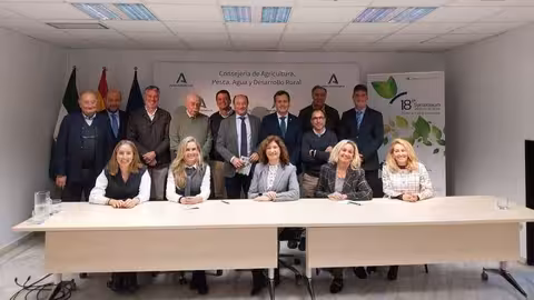 Miembros del Comit&eacute; Organizador del 18&ordm; Symposium de Sanidad Vegetal (Foto COITAND)