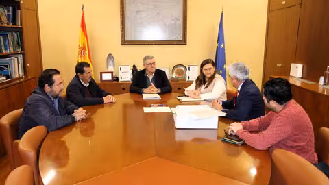 Urrea se re&uacute;ne con la Comunidad de Regantes Murada Norte (Foto CHS)