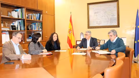 Reuni&oacute;n de la CHS y el PSOE sobre actuaciones contra las inundaciones en Lorca (Foto CHS)