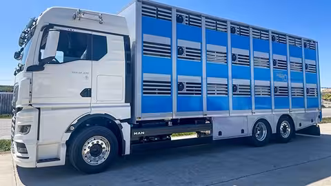 Cami&oacute;n para el transporte de animales vivos (Foto Fenadismer)