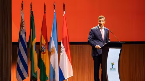 El presidente de la Rep&uacute;blica, Santiago Pe&ntilde;a, participa en la apertura del di&aacute;logo 'Desbloqueando la inversi&oacute;n y el crecimiento en el marco del acuerdo UE&ndash;Mercosur' (Foto Presidencia del Gobierno de Paraguay) Archivo