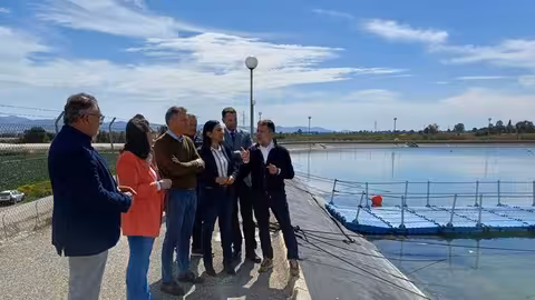 Rubira durante su visita a la Comunidad de Regantes de Lorca (Foto CARM)