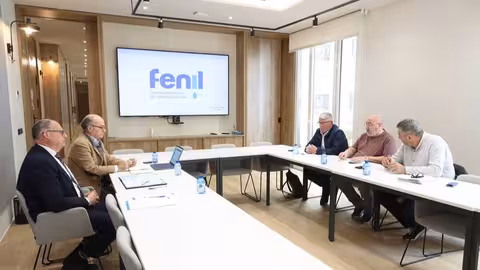 Reuni&oacute;n entre representantes de FENIL y de UPA en Madrid. (Foto Joaqu&iacute;n Ter&aacute;n/UPA)