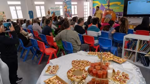 Presentaci&oacute;n de la ruta de la tapa infantil 'Peque Ruta' en el CEIP Atalaya (Foto Ayuntamiento de Cartagena)