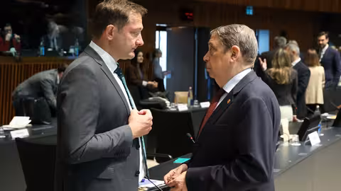 Planas y Hansen en el Consejo de Ministros de Agricultura de la UE (Foto MAPA)