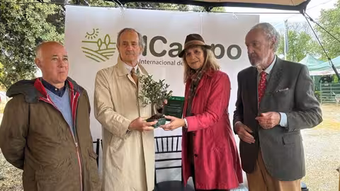 La Infanta Elena entrega el III Premio SICampo al presidente de ENCE (Foto SICampo)