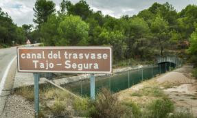 Cartel Canal del Trasvase (Foto Asociación de Municipios Ribereños)