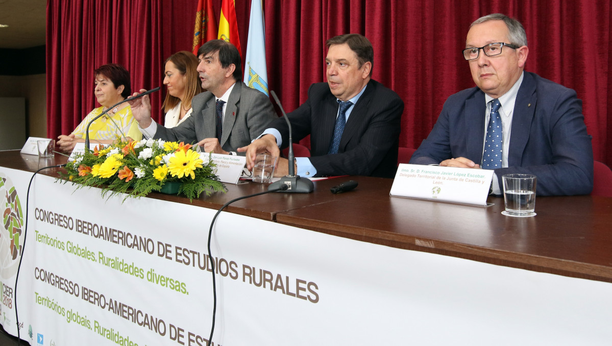Planas Congreso Segovia (Foto Mapama)