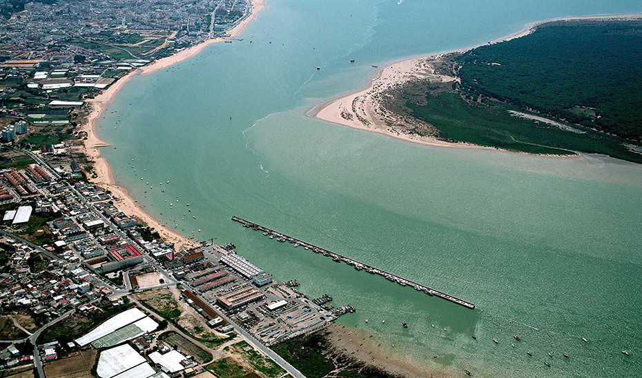 Desembocadura del Guadalquivir en Sanlu00facar de Barrameda (Foto Junta de Andalucu00eda)