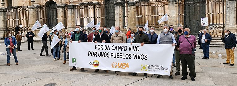 Protesta PAC Jaén (Foto UPA Jaén)