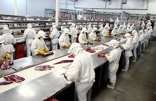Trabajadores industria cárnica carne (Foto UGT FICA)
