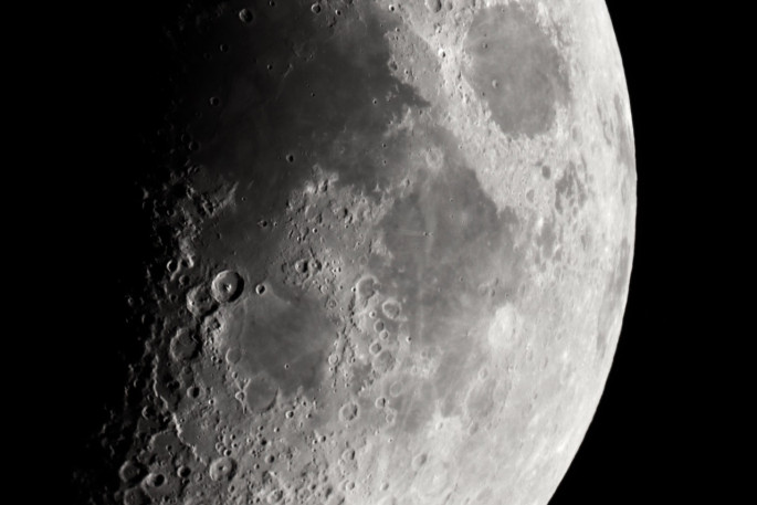 Moon Luna cráteres (Foto Pxby)
