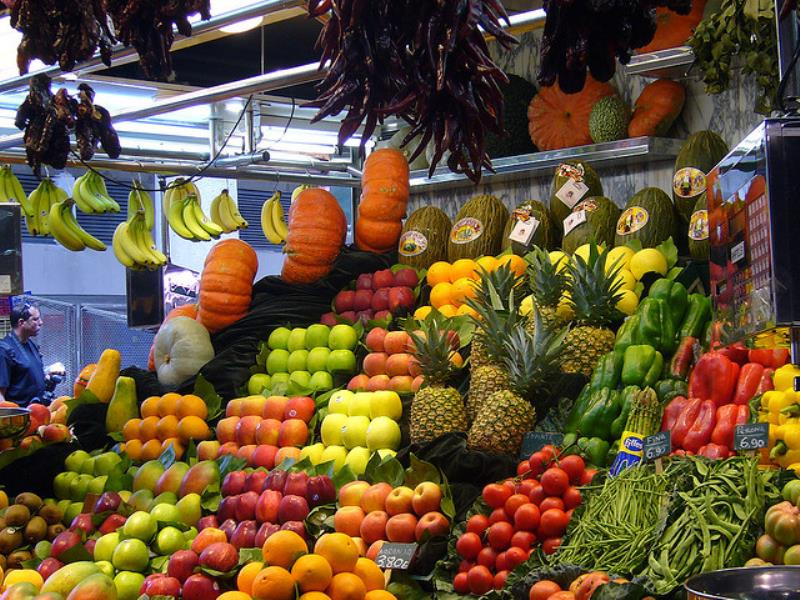 Mostrador frutas y hortalizas importación (Foto Fepex)
