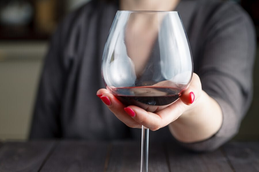 Vino mujer (Foto Cocina y Vino)