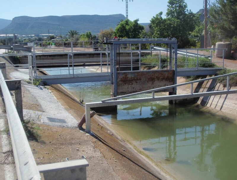Canal del trasvase a su paso por totana (CRegantes Totana)