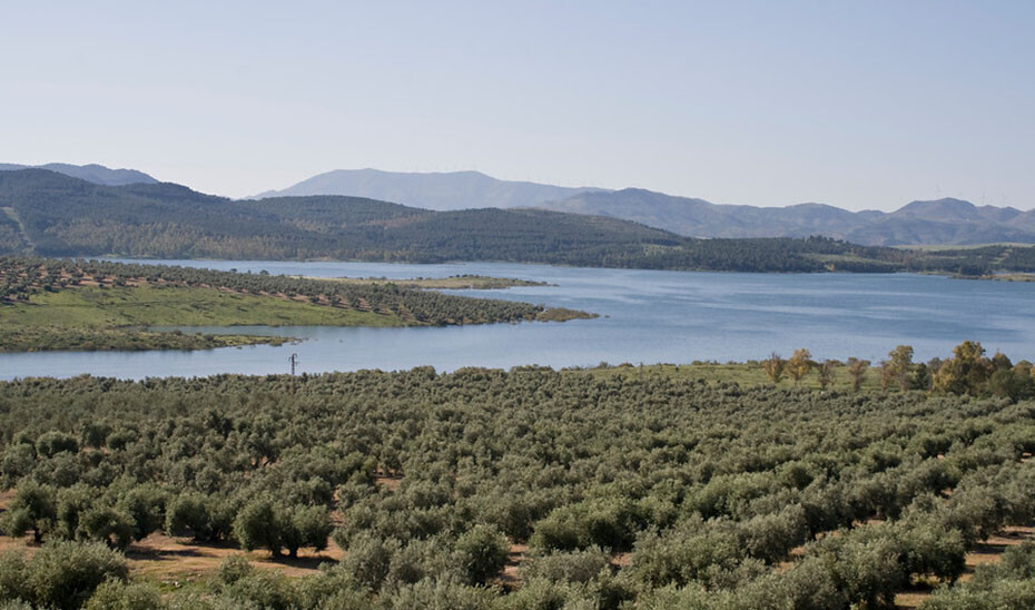 Presa Guadalteba embalse Cuenca Mediterru00e1nea Andaluza (Foto Junta de Andalucu00eda)
