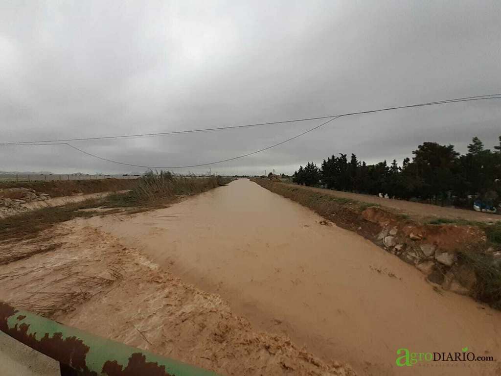 Bajada rambla El Albujón sept 2019 gota fría (Foto C.Guardia)