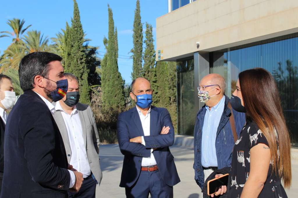 Regantes Consellera Murcia (Foto Generalitat Valenciana)