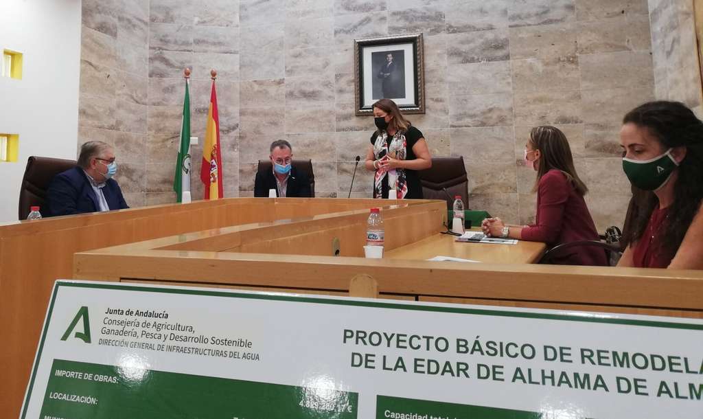Imagen de la presentaciu00f3n a finales de septiembre del proyecto de EDAR de Alhama