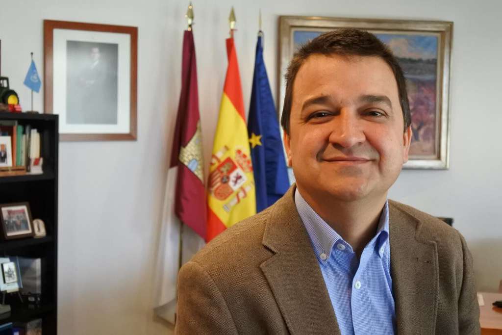 Martínez Arroyo despacho (Foto Gobierno CLM)