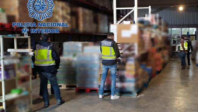 Policia nacional  productos caducados