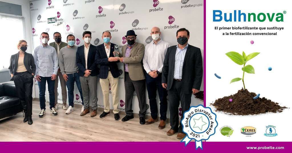 Entrega premio BioAg Disruptor a Bulhnova (Foto Probelte)