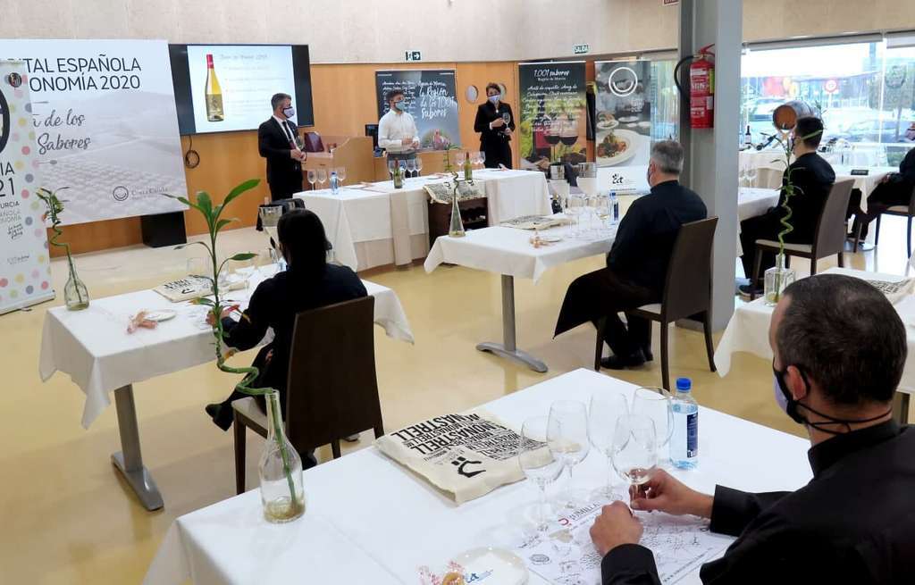 109403 20210914 Alumnos sala CCT