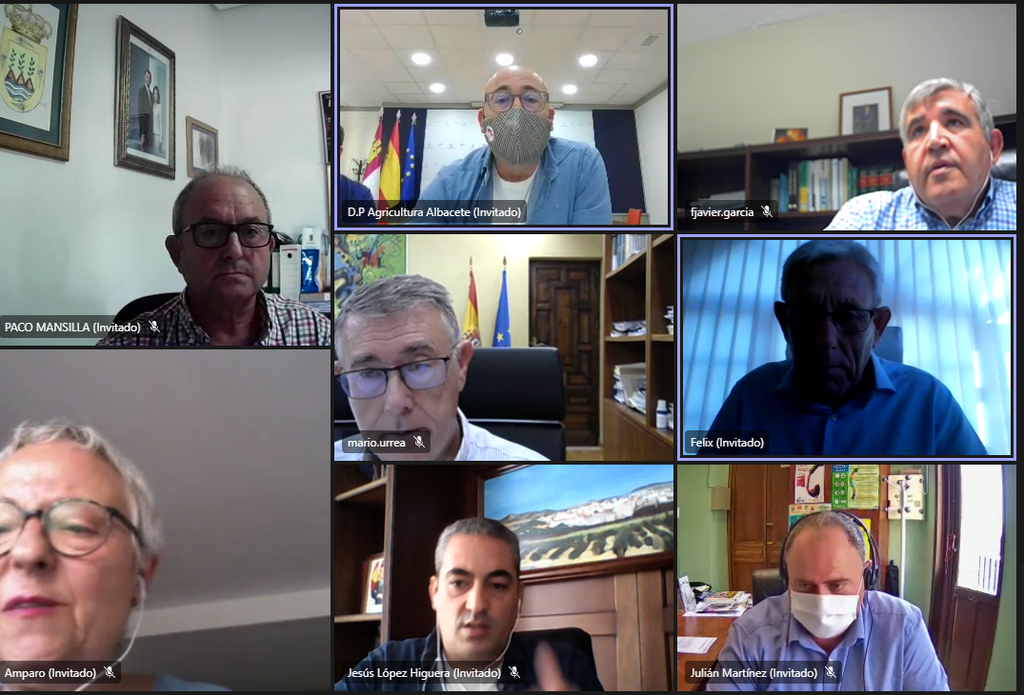 Reuniu00f3n Albacete (Foto CHS)