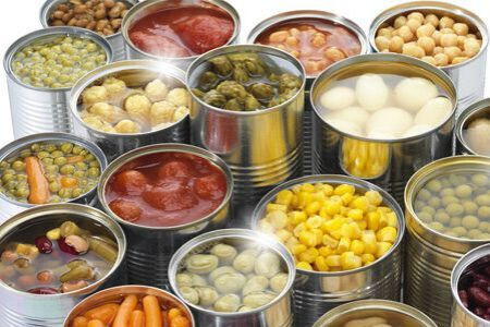 Latas de conservas vegetales