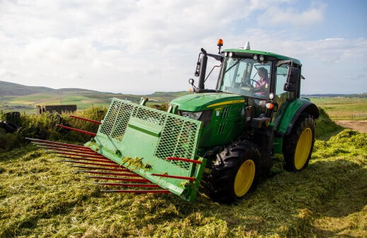 Tractor campo (Foto Unión de Uniones CLM)