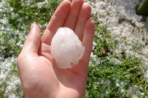 Granizo mano