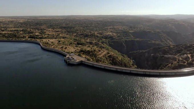 Presa de la Almendra (Foto RRSSIberdrolaTT)