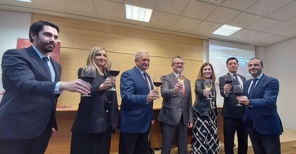 Oive preentaciu00f3n estudio castilla y leu00f3n