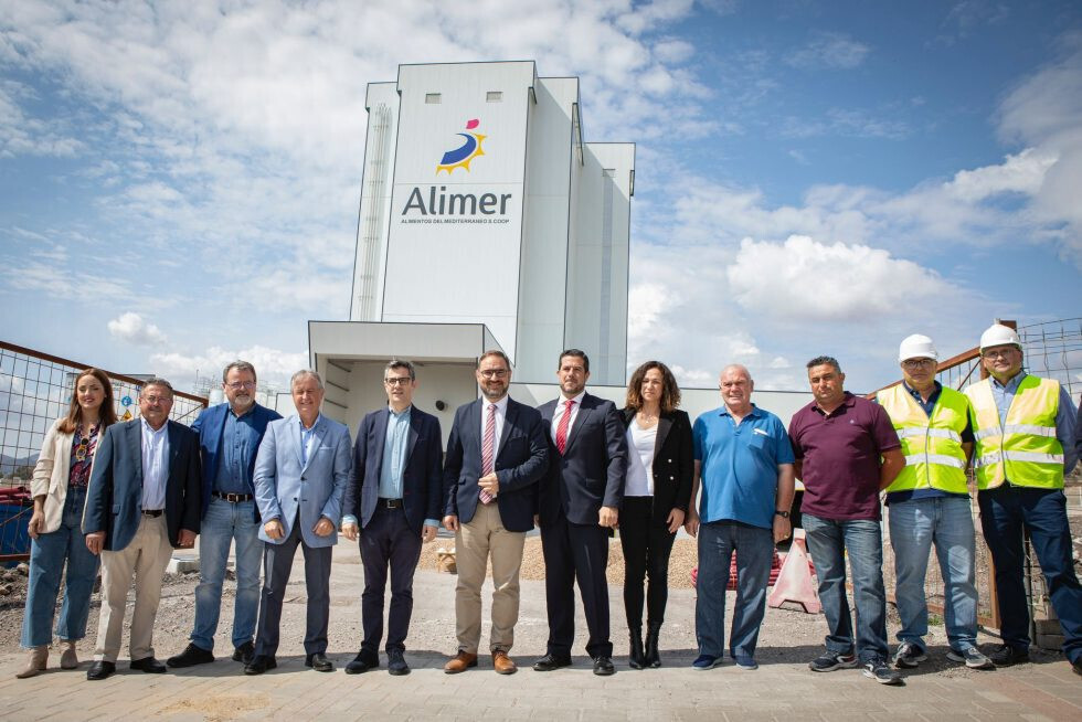 Bolau00f1os y alcalde Lorca Mateos visitan Alimer (Foto PSOE Lorca)