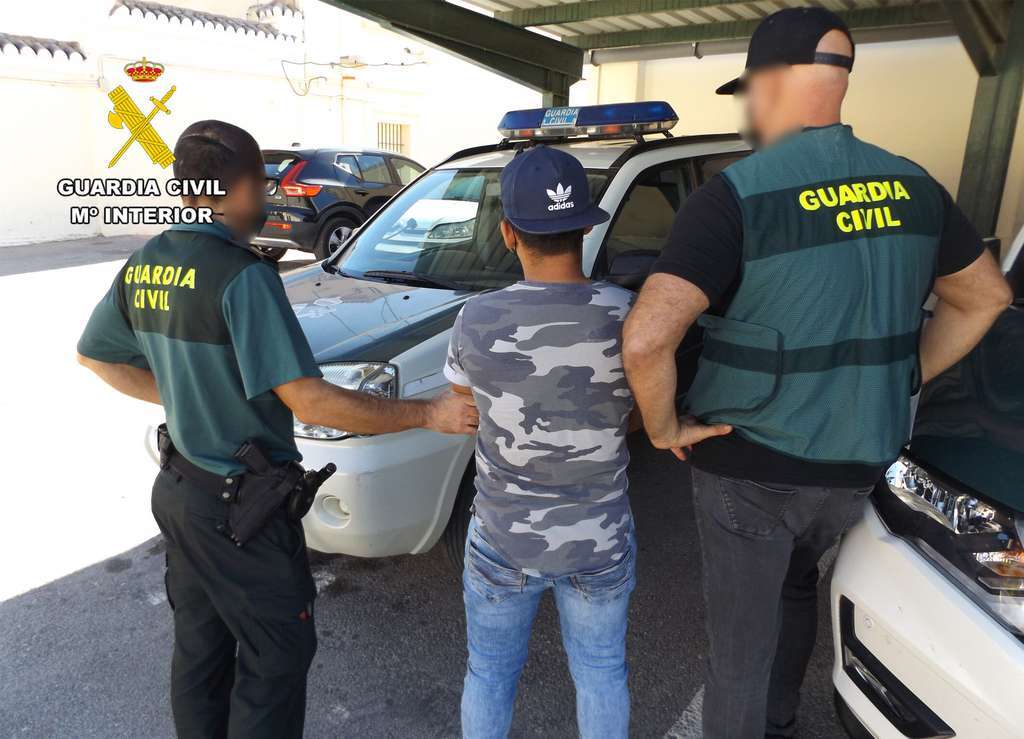 20230721 OP ALBARICOQUE ESTAFA MULA ROCA 3 01