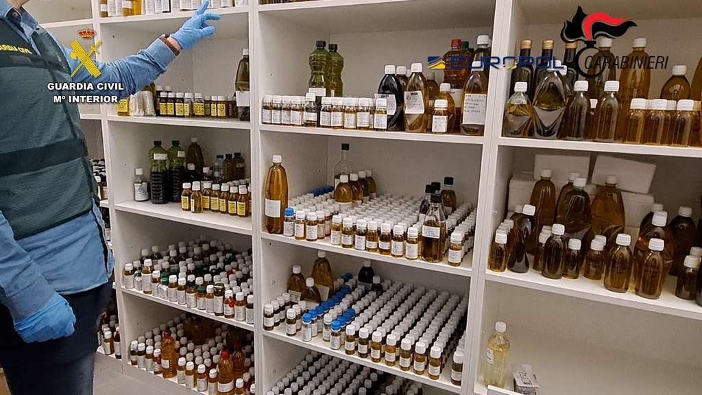2023 OP omegabad ciudad real aceite adulterado (Foto Guardia Civil)