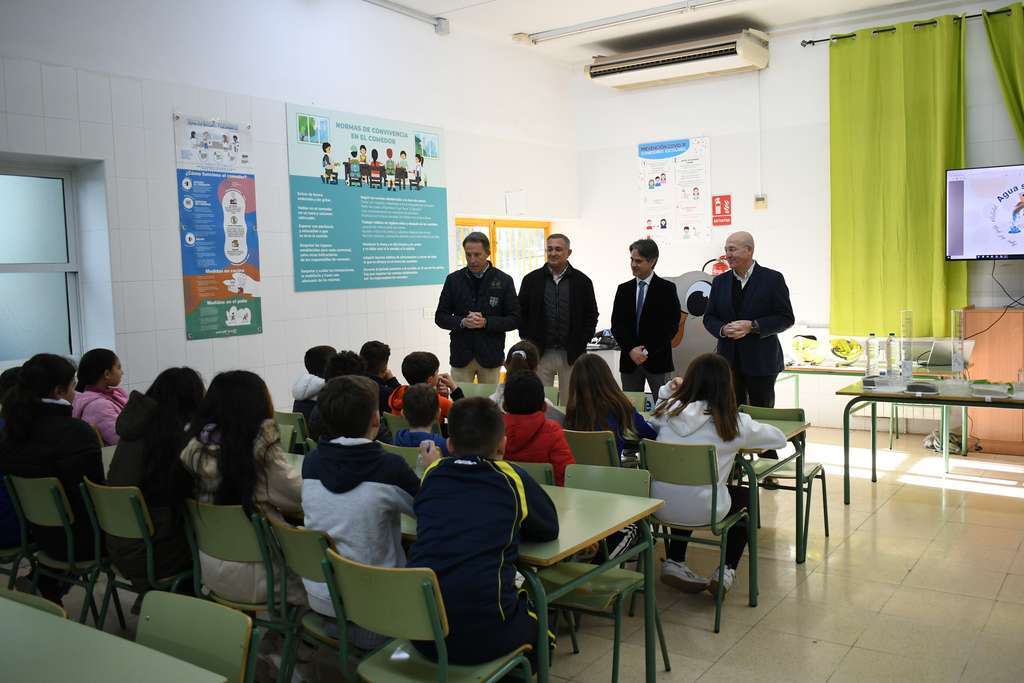 Article (1)